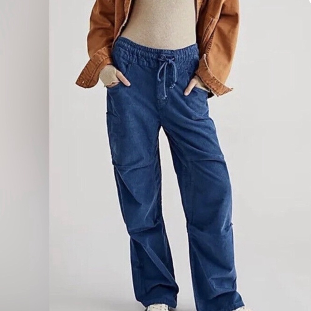 Free People High Rise Blue Corduroy Women Pants. 
Size S, New with tag.